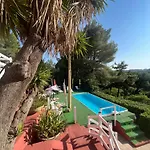 La Palmas מלון דירות 3*
