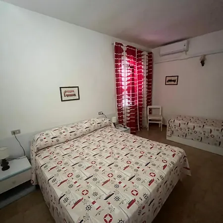 La Palmas 3* Порт-Аццурро